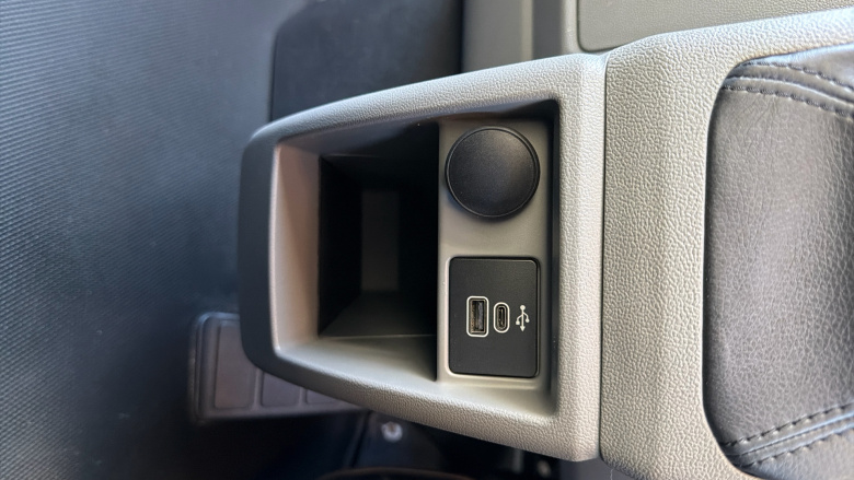 Ford Transit Custom 300 L2 Diesel Fwd 2.0 EcoBlue 110ps H1 Van Leader